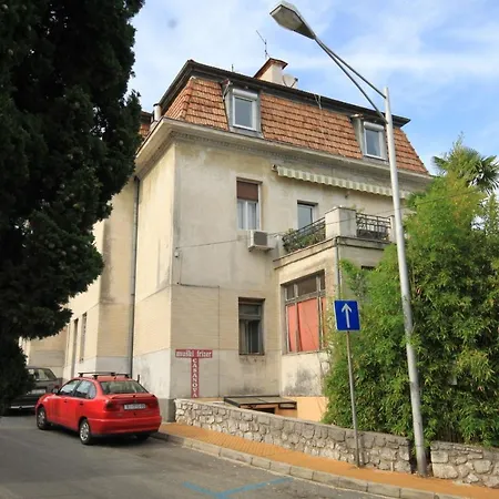 Appartamento With A Parking Space - 7868